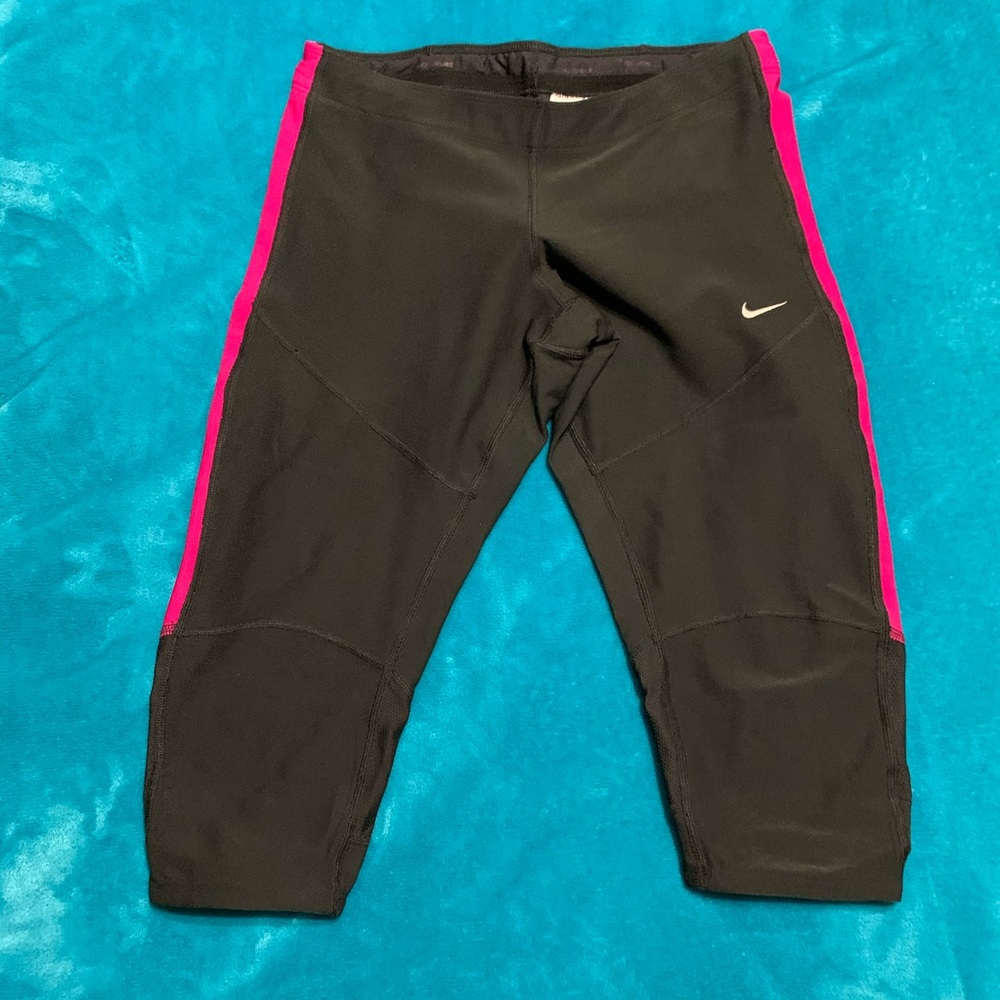 Nike athletic capris